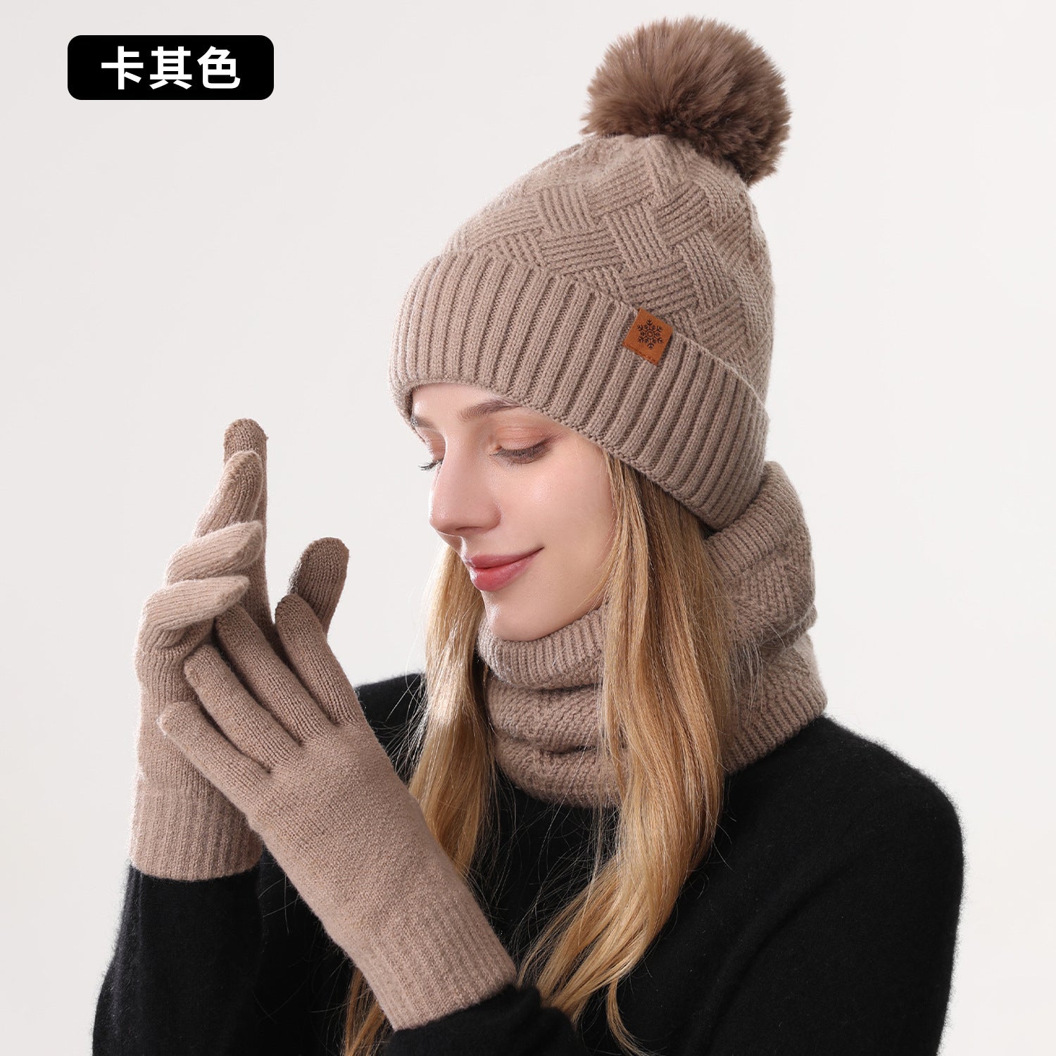 Wholesale Women' s knitted hat winter cold-proof double-layer f outdoor warm knitted hat f gloves three-piece set